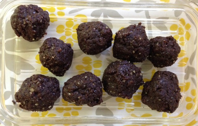 Raw Brownie Bites (Paleo)